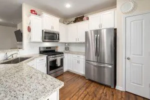 Kitchen with lots of cabinets