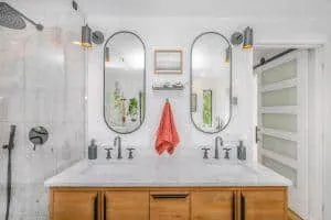 natural bathroom lighting