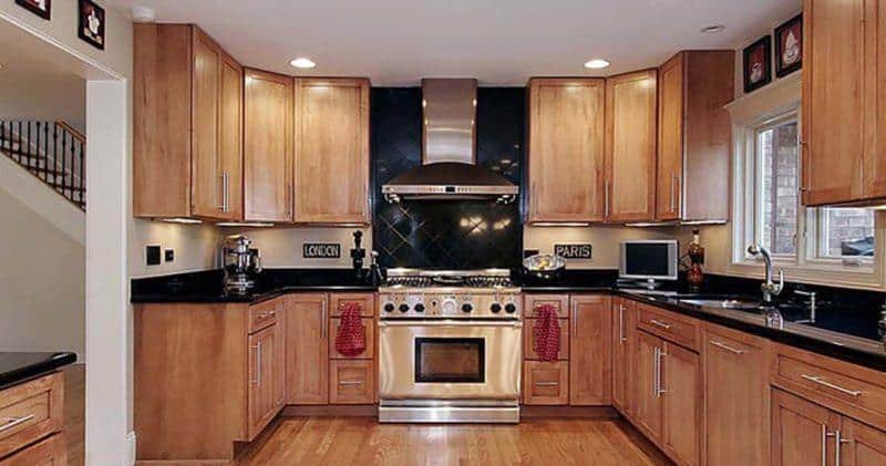 Tips on Prepping for Resale Through a Kitchen Remodel