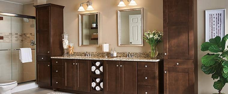 Bathroom Remodeling: Choosing Cabinets for Your Bathroom Design