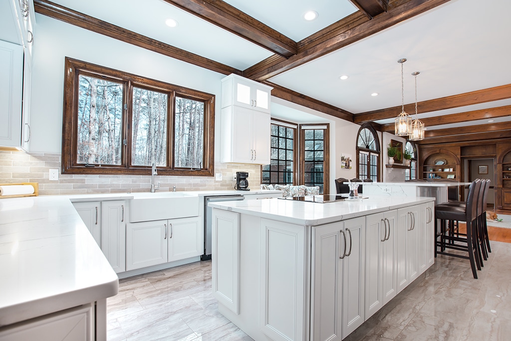 Large Kitchen Island: Exploring Functional and Stylish Designs