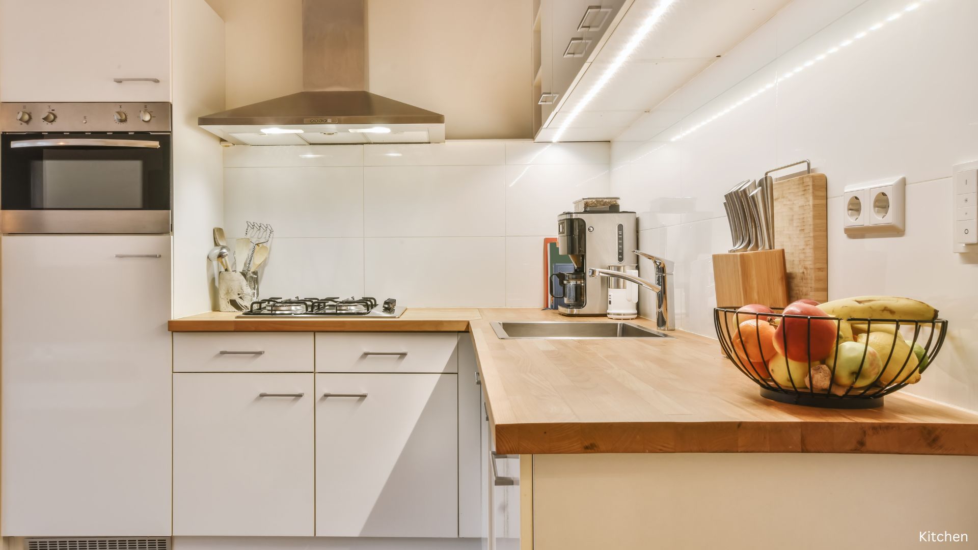 Kitchen Cabinet Hardware Guide: Pulls vs. Knobs, Finishes & Sizing Rules